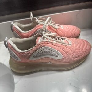 Nike Women's Air Max 270